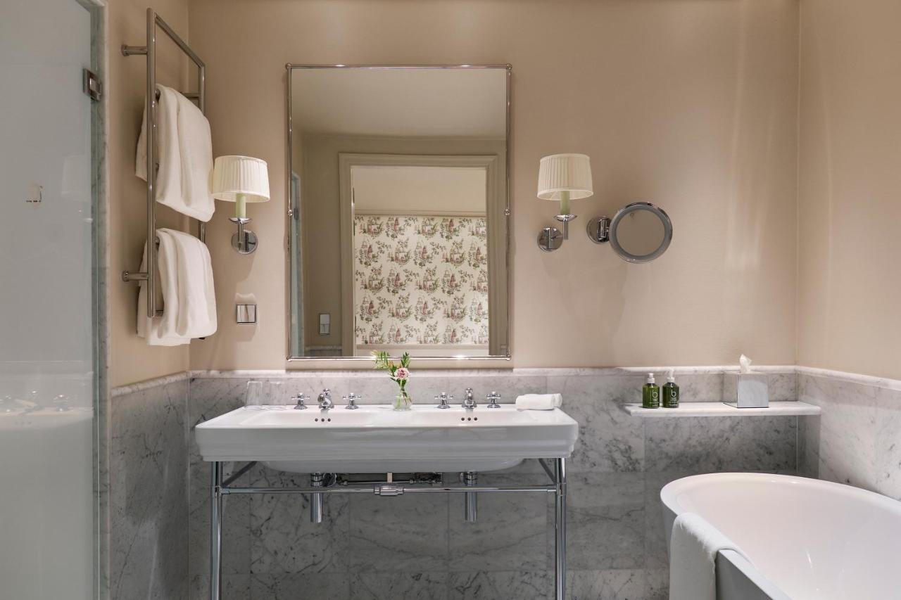 Villa Dagmar Stockholm Exterior photo Bathroom