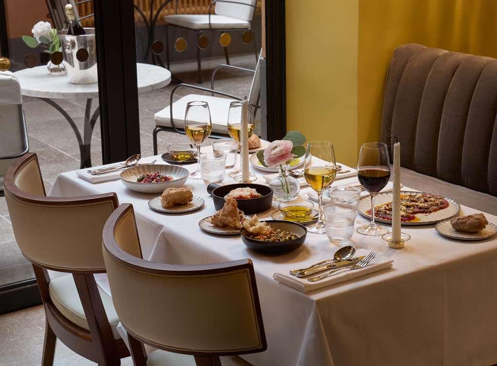 Villa Dagmar Stockholm Restaurant photo A table at the restaurant