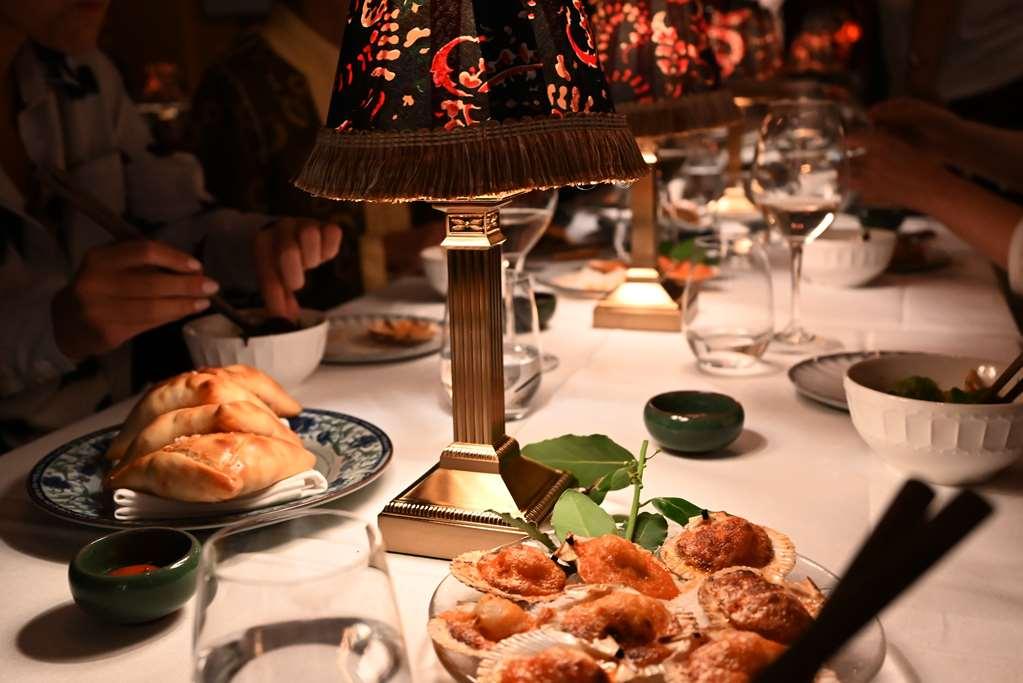 Villa Dagmar Stockholm Restaurant photo A table at the restaurant